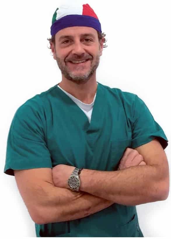 il dottor cristiano sartorelli è podologo, posturologo e podoiatra