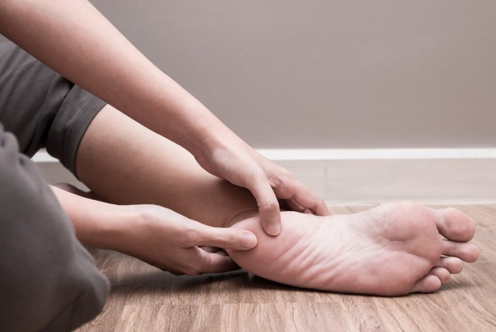 dolore sotto la pianta del piede tallone